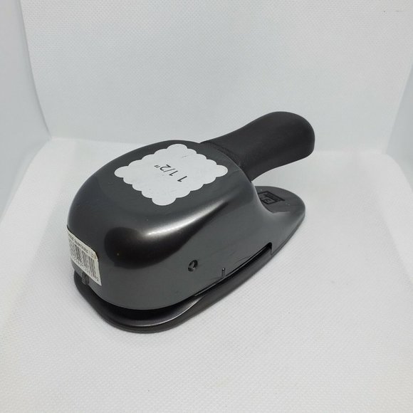 Ek Success Whale Tale Scallop Square Shape Black 1 1/2" Paper Punch Arts Crafts - Picture 1 of 11